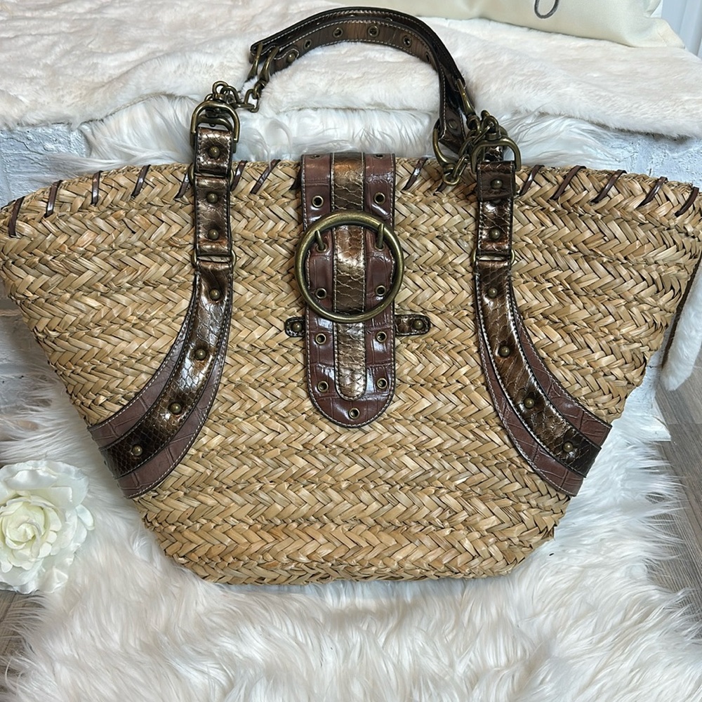 GUC Nine West Natural Straw Shoulder Beach Bag, Large